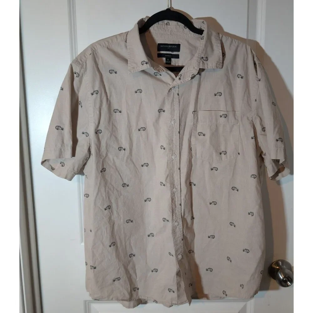 Banana Republic Men's Tan Short Sleeve Button Up Shirt Large